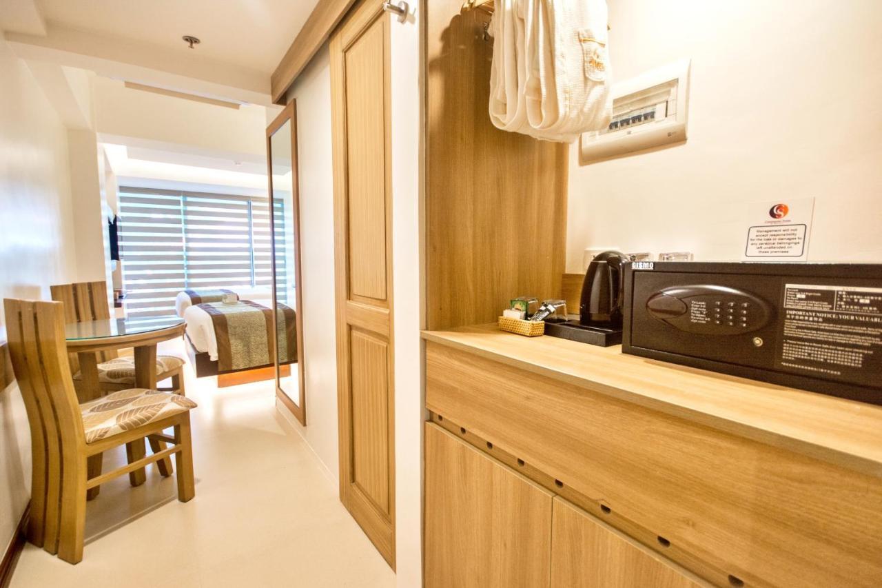Commander De Boracay 3* Manoc-Manoc