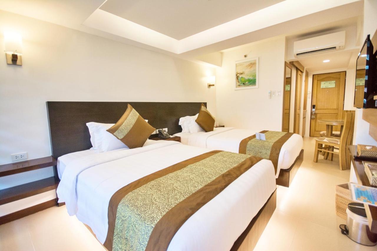 Commander De Boracay Hotel 3*