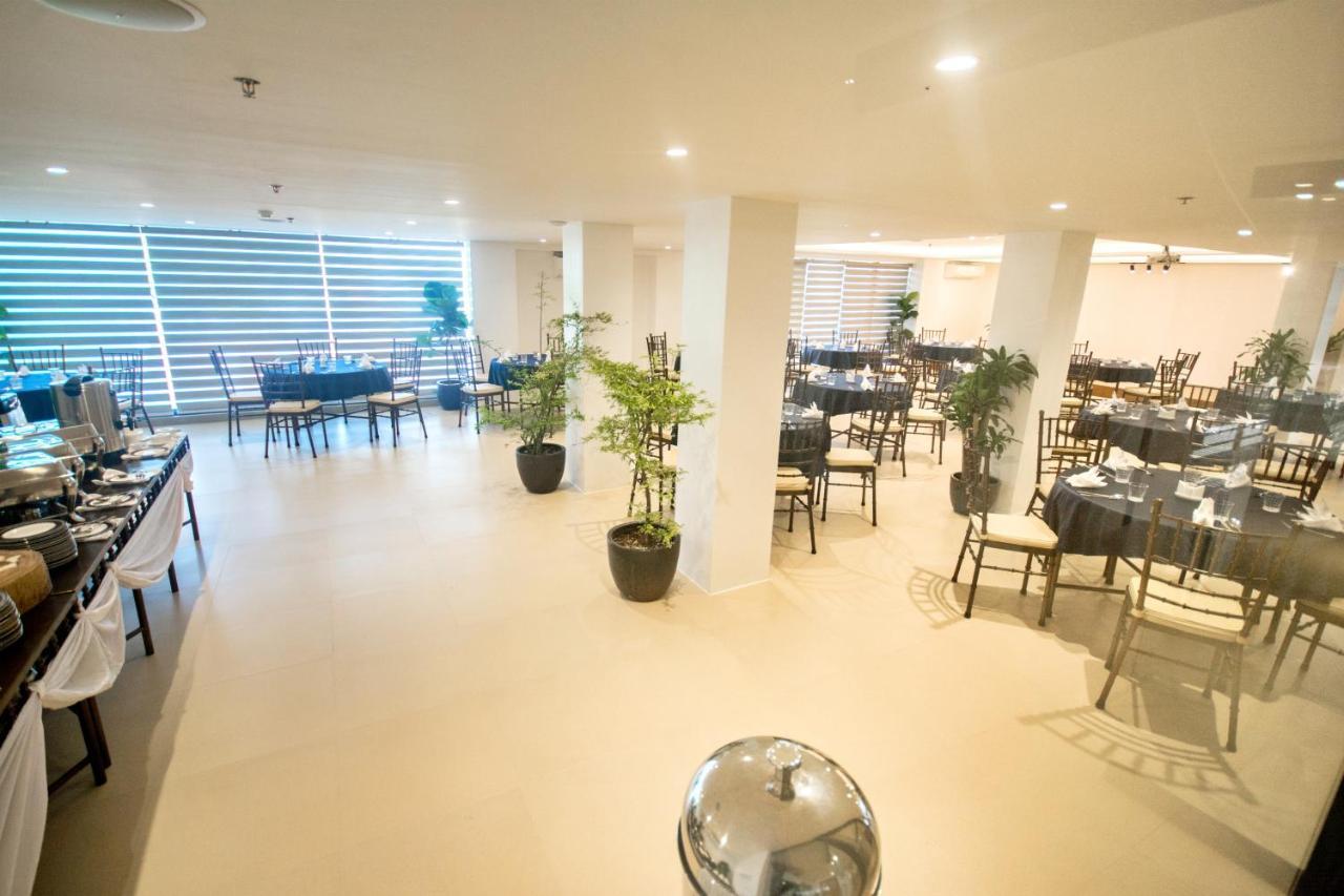 Commander De Boracay 3* Manoc-Manoc