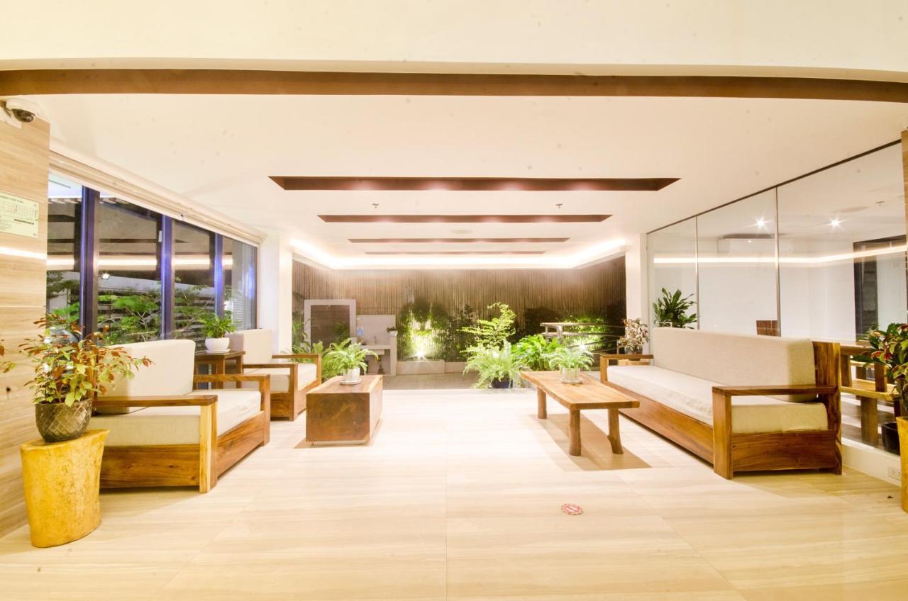 Commander De Boracay Hotel 3*