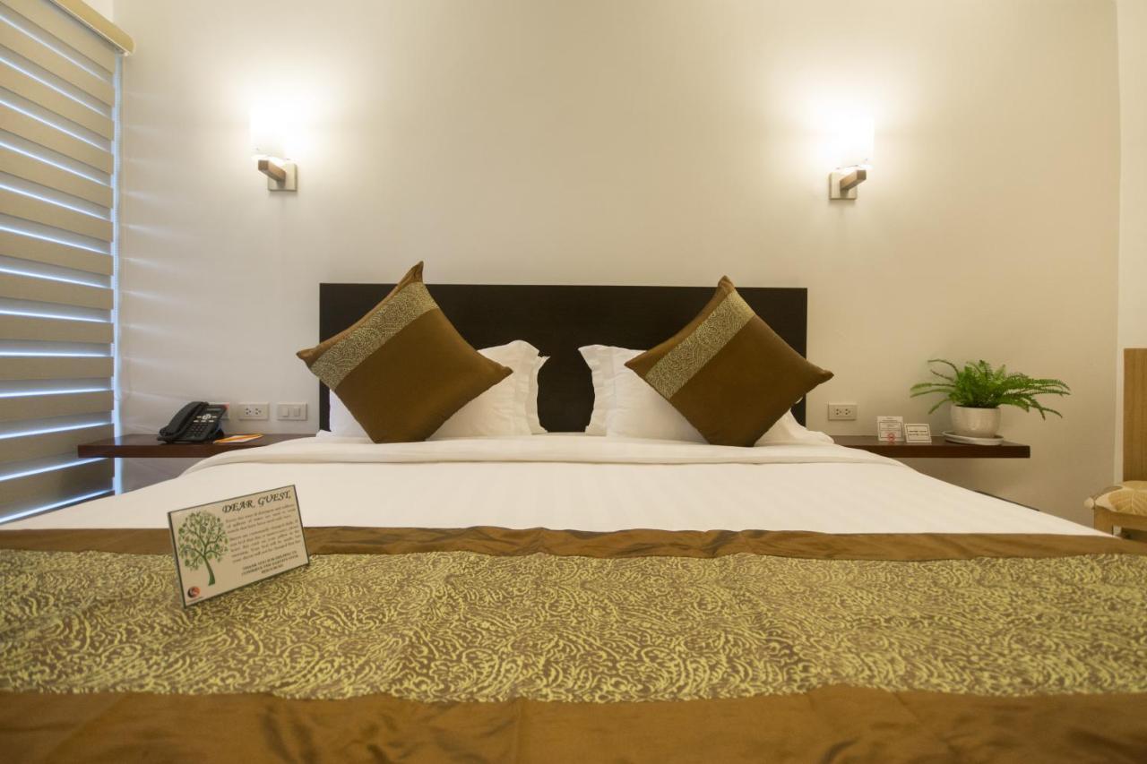 Commander De Boracay 3* Manoc-Manoc